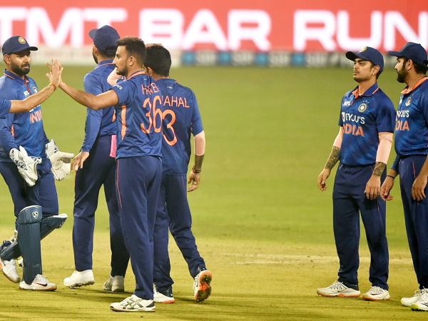 ಮೊದಲ ಟಿ20 ಪಂದ್ಯದಲ್ಲಿ ಭಾರತದ 11ರ ಬಳಗ ಹೀಗಿದೆ ಮೊದಲ ಟಿ20 ಪಂದ್ಯದಲ್ಲಿ ಭಾರತದ 11ರ ಬಳಗ ಹೀಗಿದೆ