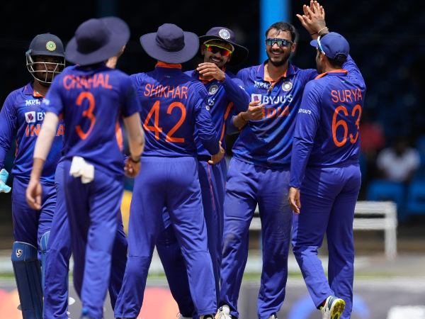 ಭಾರತ ಮತ್ತು ವೆಸ್ಟ್ ಇಂಡೀಸ್ ಆಡುವ 11ರ ಬಳಗ ಭಾರತ ಮತ್ತು ವೆಸ್ಟ್ ಇಂಡೀಸ್ ಆಡುವ 11ರ ಬಳಗ