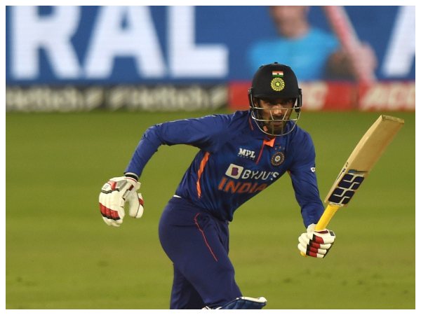 ಮೊದಲ ಪಂದ್ಯದಲ್ಲಿ ಅವಕಾಶವಿಲ್ಲ