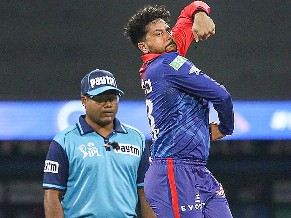 ಡೆಲ್ಲಿ ಕ್ಯಾಪಿಟಲ್ಸ್ ತಂಡದ ಪರವಾಗಿ 14 ಪಂದ್ಯಗಳಲ್ಲಿ 21 ವಿಕೆಟ್‌