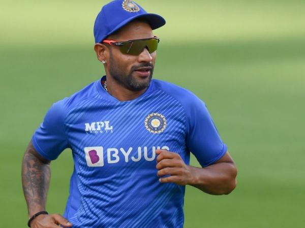 ದೊಡ್ಡ ರನ್ ಬಾರಿಸುವ ಮುನ್ಸೂಚನೆ ನೀಡಿದ ಶಿಖರ್ ಧವನ್ 