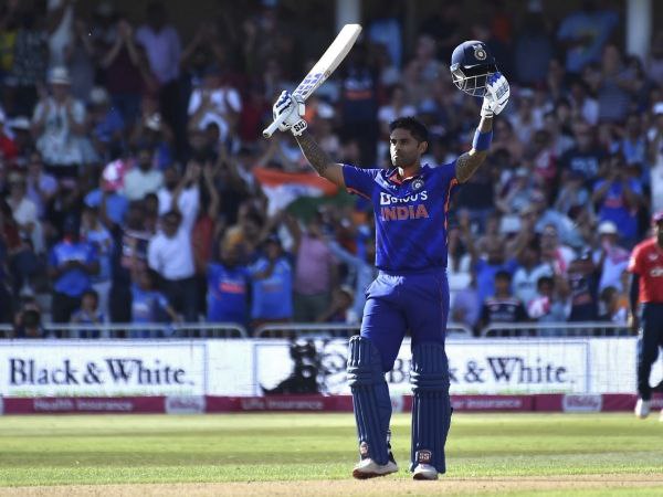 1. ಸೂರ್ಯಕುಮಾರ್ ಯಾದವ್ 