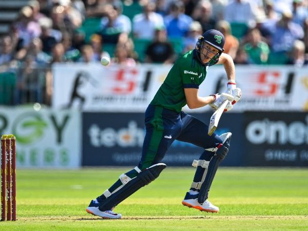 ಐರ್ಲೆಂಡ್ ಆಡುವ ಬಳಗ 