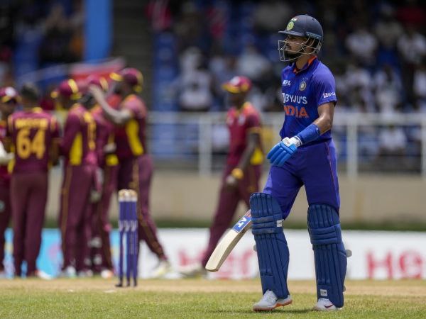 ಆಡುವ ಬಳಗ