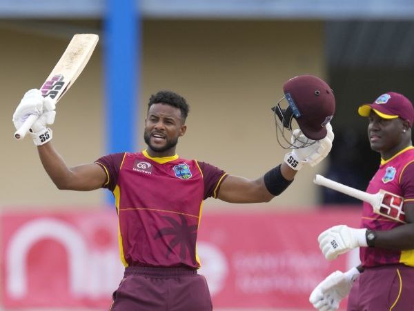 ವೆಸ್ಟ್ ಇಂಡೀಸ್ ಇನ್ನಿಂಗ್ಸ್ 