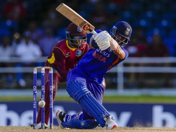 ಸಂಜು ಸ್ಯಾಮ್ಸನ್ ಮತ್ತು ಅಕ್ಷರ್ ಪಟೇಲ್ ಸಾಧನೆ 