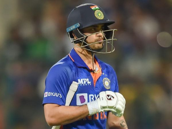 2. ಸ್ಯಾಮ್ಸನ್ ಬದಲು ಇಶಾನ್ ಕಿಶನ್ 