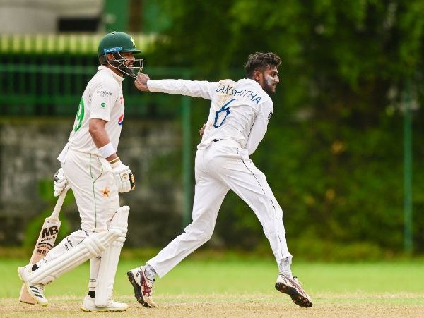 ಪಾಕಿಸ್ತಾನ ಆಡುವ ಬಳಗ