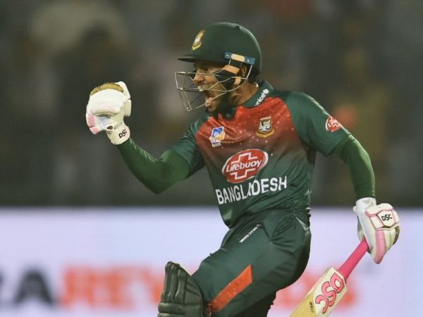 ಮುಷ್ಫಿಕರ್ ರಹೀಮ್ 