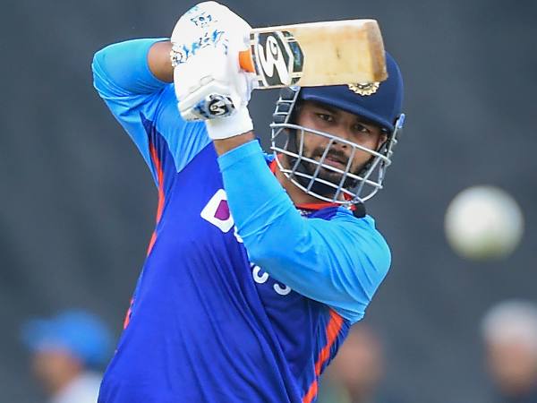 ರಿಷಭ್ ಪಂತ್ 5 ಎಸೆತಗಳಲ್ಲಿ 1 ರನ್‌ಗೆ ಔಟ್