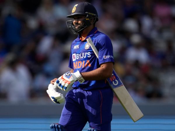 ಬ್ರಿಯಾನ್ ಲಾರಾ ಸ್ಟೇಡಿಯಂನಲ್ಲಿ ಮೊದಲ ಟಿ20 ಪಂದ್ಯ