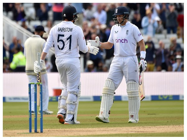 ಆಡುವ ಬಳಗ ಹೀಗಿದೆ