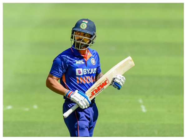 ಕೊಹ್ಲಿ ಲಭ್ಯವಿದ್ದಾರೆ ಎಂದರೆ ಅವರು ಅಡುತ್ತಾರೆ ಎಂದರ್ಥ!