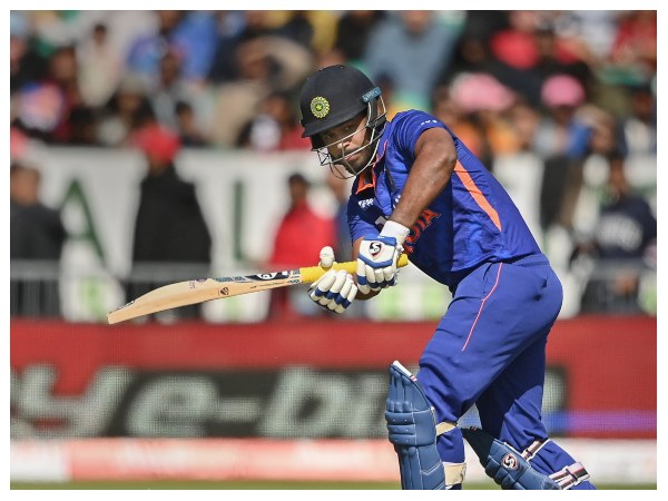 ಸಮಯ ಹಾಗೂ ನೇರಪ್ರಸಾರ