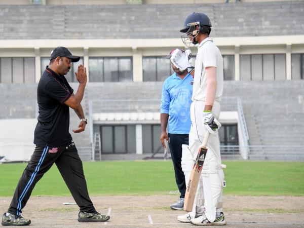 ದೆಹಲಿ ಯಾವಾಗಲೂ ಯುವಕರನ್ನು ಉತ್ತೇಜಿಸುವ ಫ್ರಾಂಚೈಸ್ ದೆಹಲಿ ಯಾವಾಗಲೂ ಯುವಕರನ್ನು ಉತ್ತೇಜಿಸುವ ಫ್ರಾಂಚೈಸ್