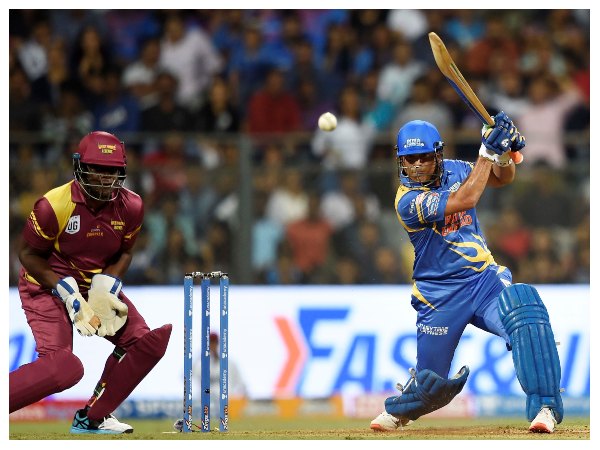 ಯುವರಾಜ್, ಧೋನಿ ಬಂದಾಗ ಸಚಿನ್ ಮಾಡಿದ್ದು ಇದನ್ನೇ