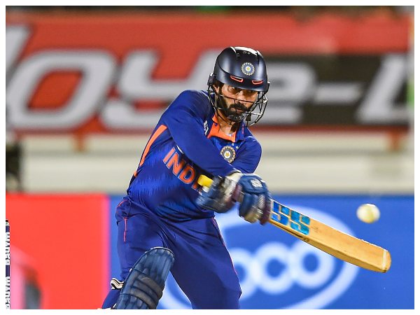 ಭುವಿ ಬದಲು ಶಮಿಯನ್ನು ಆಯ್ಕೆ ಮಾಡಿದ ಜಡೇಜಾ