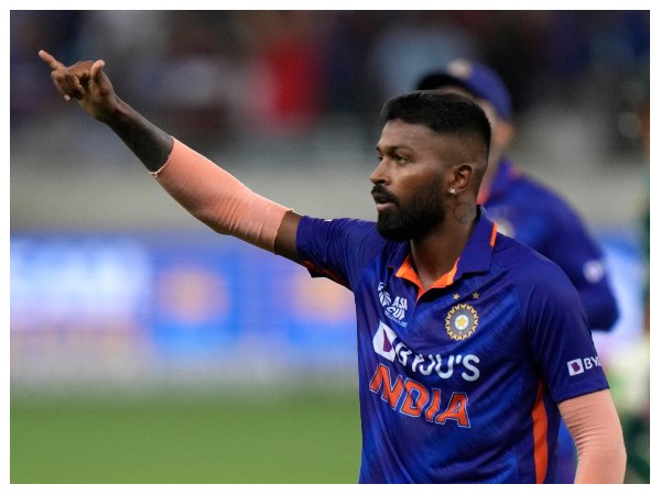 ಬೌಲಿಂಗ್‌ನಲ್ಲಿಯೂ ಹಾರ್ದಿಕ್ ಪಾಂಡ್ಯ ಜಾದೂ