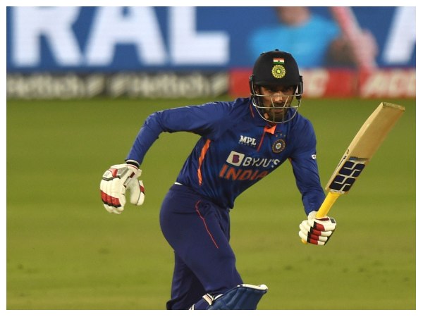 ಆಲ್‌ರೌಂಡರ್ ದೀಪಕ್ ಹೂಡಾ