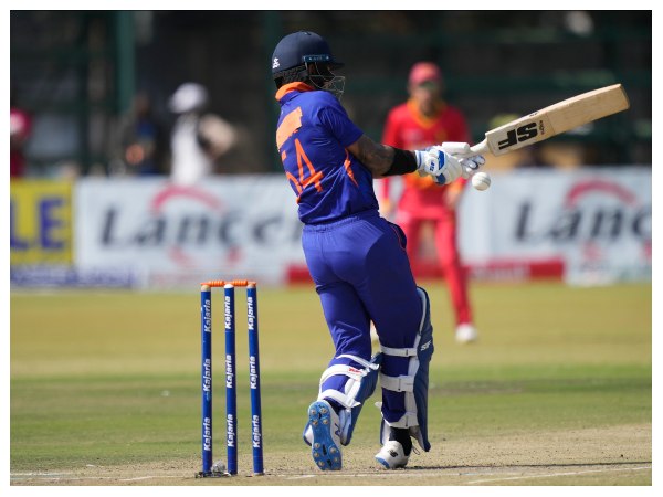 ಜಿಂಬಾಬ್ವೆ ಮತ್ತು ಭಾರತ ತಂಡದ ಆಡುವ 11ರ ಬಳಗ