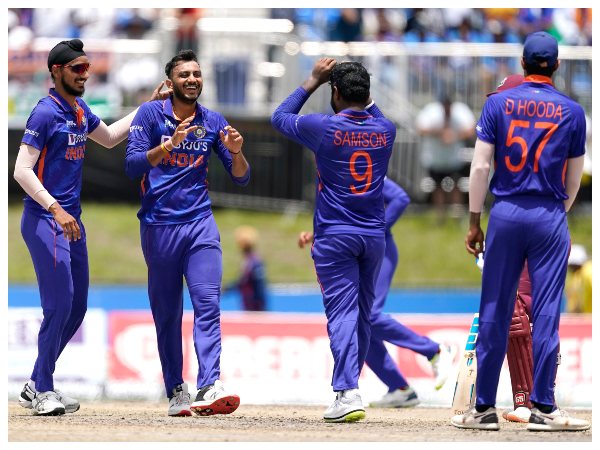 ಭಾರತ ಆಡುವ ಬಳಗ