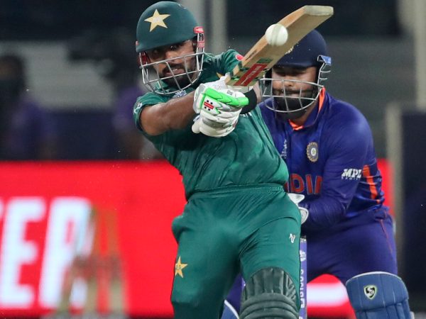 2022ರ ಏಷ್ಯಾ ಕಪ್‌ಗಾಗಿ ಭಾರತ ಮತ್ತು ಪಾಕಿಸ್ತಾನ ಪೂರ್ಣ ತಂಡಗಳು