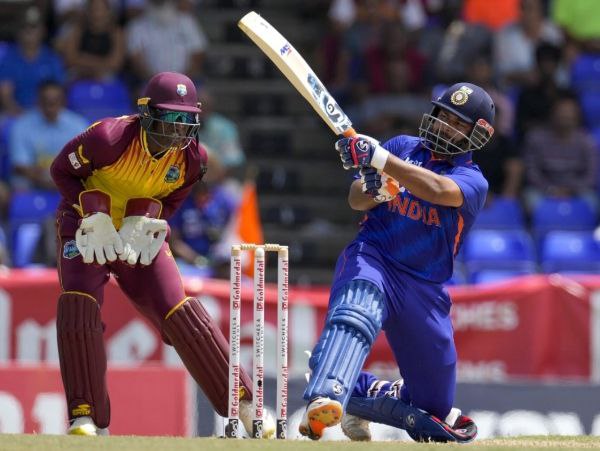 ಸಂಭಾವ್ಯ ಆಡುವ ಬಳಗ ಸಂಭಾವ್ಯ ಆಡುವ ಬಳಗ