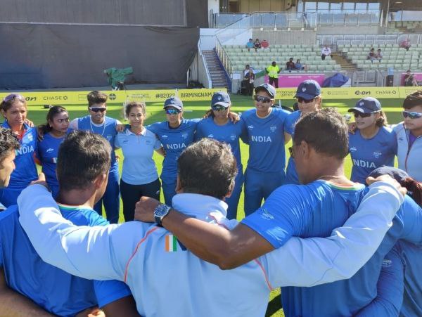 ಭಾರತ ಆಡುವ ಬಳಗ