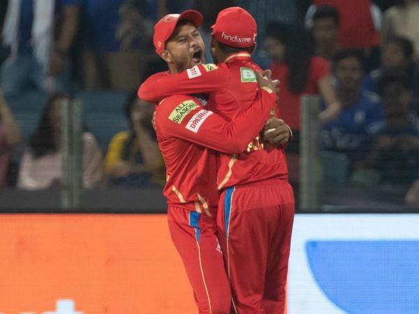 ಪ್ಲೇಆಫ್ ಸುತ್ತಿಗೆ ಪ್ರವೇಶಿಸಿದ ತಂಡಗಳು