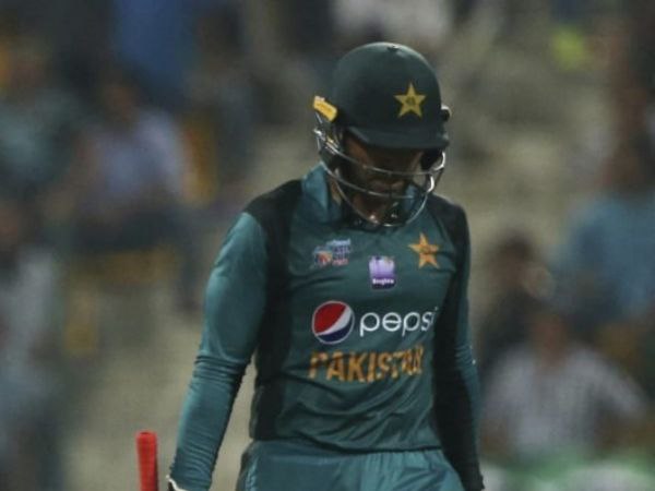 ಪಂದ್ಯದಲ್ಲಿ ಮಕಾಡೆ ಮಲಗಿದ ಅಸಿಫ್ ಅಲಿ 