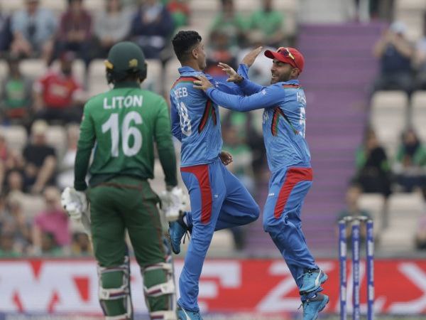 ಬಾಂಗ್ಲಾದೇಶ ಮತ್ತು ಅಫ್ಘಾನಿಸ್ತಾನ ಆಡುವ ಬಳಗಗಳು