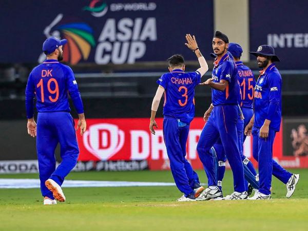 ಗುರಿ ಬೆನ್ನತ್ತುವಲ್ಲಿ ವಿಫಲವಾದ ಹಾಂಗ್ ಕಾಂಗ್ 