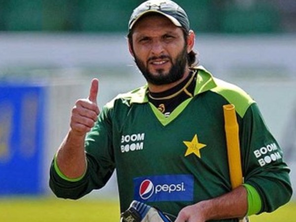 Amit Mishra trolls Shahid Afridi For His Comments Over Retirement Of Virat Kohli 