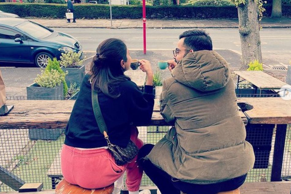 Anushka Sharma Shared A Beautiful Pic With Husband Virat Kohli; Photo Goes Viral Anushka Sharma Shared A Beautiful Pic With Husband Virat Kohli; Photo Goes Viral