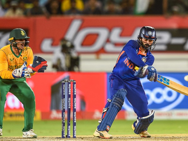 ಭಾರತ ಪಂದ್ಯ ಗೆಲ್ಲಲು ಕಷ್ಟಪಡಬೇಕಿದೆ