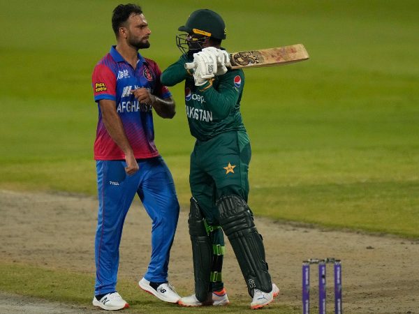 ಪಾಕಿಸ್ತಾನ ಬ್ಯಾಟಿಂಗ್ ಇನ್ನಿಂಗ್ಸ್