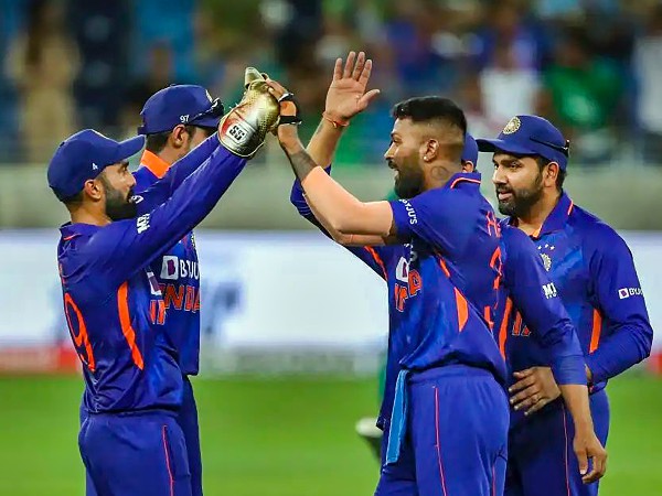 ಧೋನಿ ದಾಖಲೆ ಮುರಿದ ಡಿಕೆ