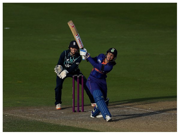 ಇತ್ತಂಡಗಳ ಪ್ಲೇಯಿಂಗ್ XI