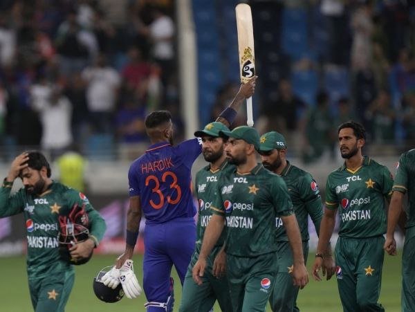 ಪ್ರಥಮ ಪಂದ್ಯದಲ್ಲಿ ಪಾಕ್ ಹೆಡೆಮುರಿಕಟ್ಟಿದ್ದ ಪಾಂಡ್ಯ