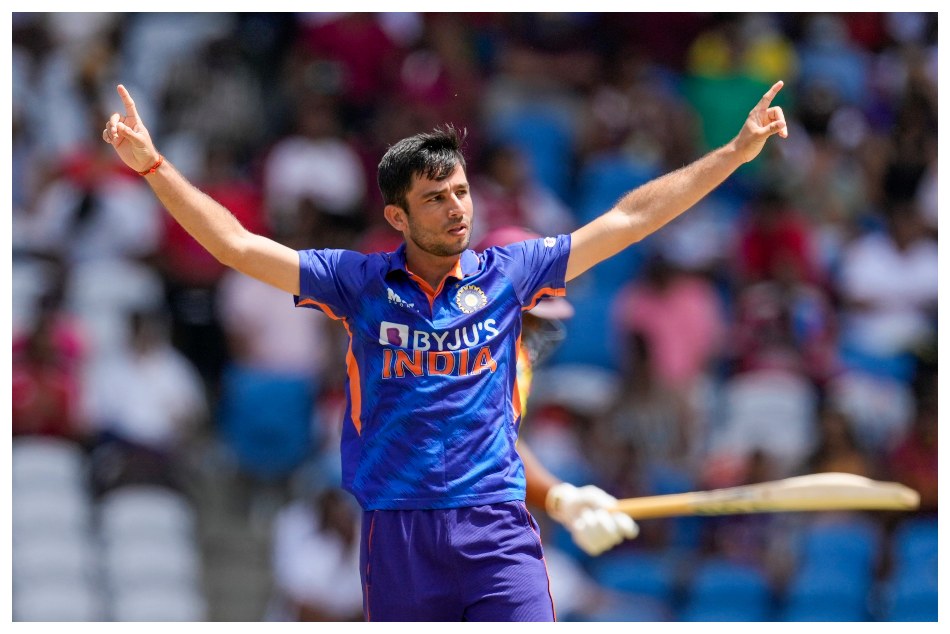 ಬೂಮ್ರಾ, ಯುಜಿ ಅಲ್ಲ: ಈ ವಿದೇಶಿ ಆಟಗಾರನೇ ನನ್ನ ನೆಚ್ಚಿನ ಬೌಲಿಂಗ್ ಪಾರ್ಟ್ನರ್ ಎಂದ ರವಿ ಬಿಷ್ಣೋಯ್ | Indian young spinner Ravi Bishnoi said love to bowl with Afghanistan spinner Rashid Khan ...