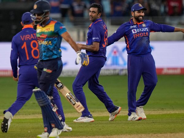 ಭಾರತವು ಅನೇಕ ಸ್ಪಿನ್ ಬೌಲರ್‌ಗಳನ್ನು ಹೊಂದಿದೆ