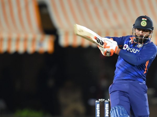 6 ಅಥವಾ 7 ಕ್ರಮಾಂಕದಲ್ಲಿ ಬರುವ ರವೀಂದ್ರ ಜಡೇಜಾ