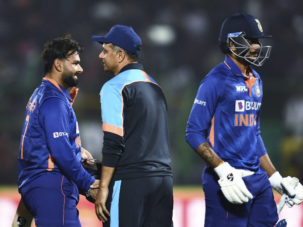 ಐಪಿಎಲ್‌ನಲ್ಲಿ ದೊಡ್ಡ ಸಿಕ್ಸರ್‌ಗಳನ್ನು ಹೊಡೆದಿರುವ ಅಕ್ಷರ್