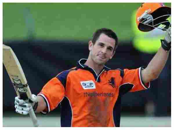 ರಯಾನ್ ಟೆನ್ ಡೋಸ್ಕೇಟ್