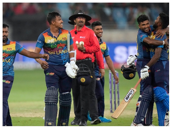 ಮೊದಲಿಗೆ ಬ್ಯಾಟಿಂಗ್ ಮಾಡಿದ ಬಾಂಗ್ಲಾ ಭರ್ಜರಿ ಪ್ರದರ್ಶನ