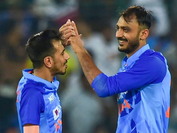 ಬ್ಯಾಟ್ ಚೆಂಡಿನ ಮೇಲೆ ಪ್ರಾಬಲ್ಯ ಸಾಧಿಸಿತು