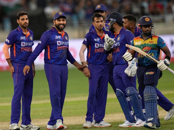 ಆಸ್ಟ್ರೇಲಿಯನ್ ಮೈದಾನಗಳಲ್ಲಿ ಅಶ್ವಿನ್ ಉಪಸ್ಥಿತಿ ಆಸ್ಟ್ರೇಲಿಯನ್ ಮೈದಾನಗಳಲ್ಲಿ ಅಶ್ವಿನ್ ಉಪಸ್ಥಿತಿ