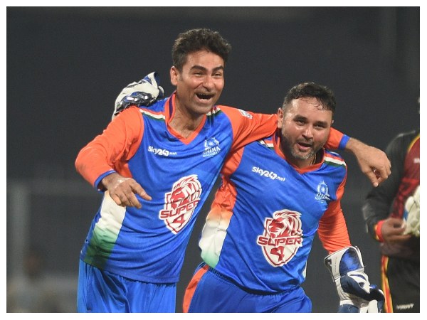 ಬೌಲಿಂಗ್‌ನಲ್ಲಿ ಮಿಂಚಿದ ಪಂಕಜ್ ಸಿಂಗ್