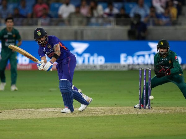 ವಿರಾಟ್ ಕೊಹ್ಲಿ 276 ರನ್‌ ಗಳಿಸಿದ್ದಾರೆ