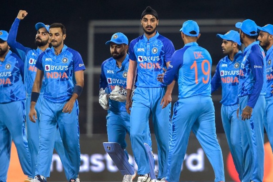 T20 World Cup: 14 Members Team India Will Depart For Australia With Net Bowlers On Oct 6 T20 World Cup: 14 Members Team India Will Depart For Australia With Net Bowlers On Oct 6